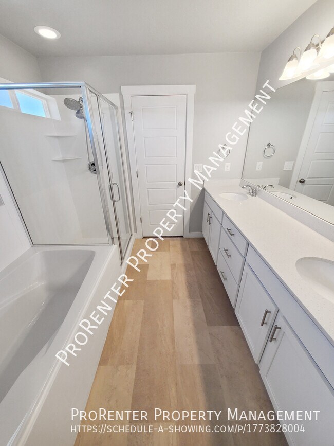 Building Photo - 1509 W 450 S