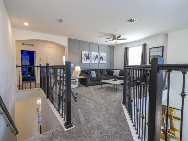 Building Photo - 8956 Takeaway Wy