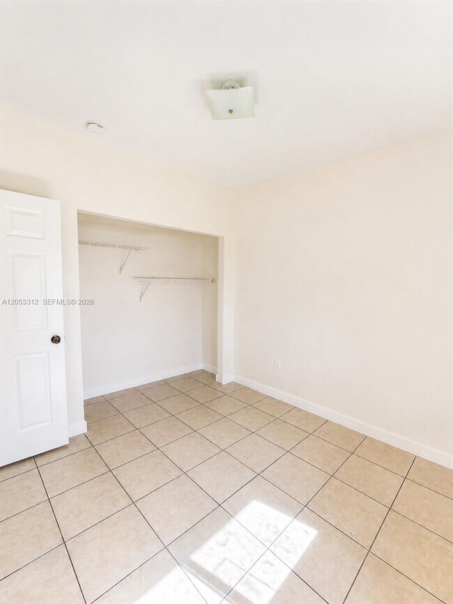 Building Photo - 26524 SW 138th Ave