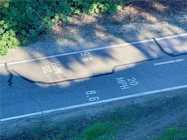 Building Photo - 5040 Codorniz Way