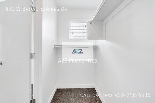 Building Photo - 691 Broad Stripes Dr