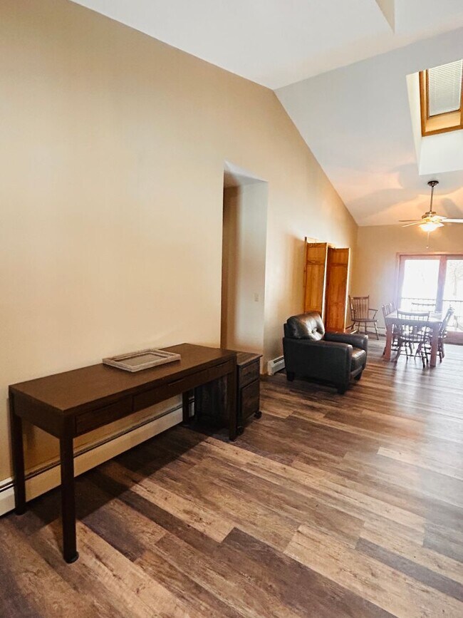 Building Photo - Charming Log Cabin Rental – 3 Bedroom / 2 Bath | Carthage School District