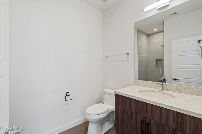 Building Photo - 3233 N 70th St