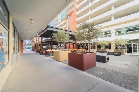 Building Photo - 1208 E Kennedy Blvd