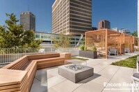 Building Photo - 250 Kendall St