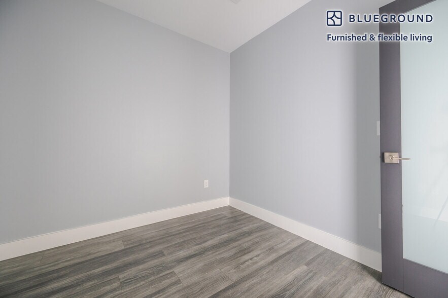 Building Photo - 365 Western Ave