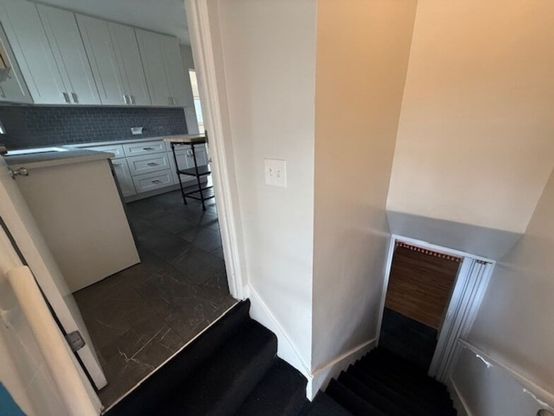 Building Photo - 314 Quitman St