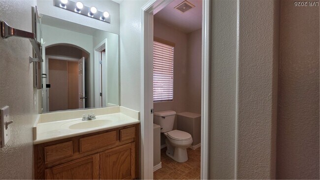 Building Photo - 5769 Old Colony Dr