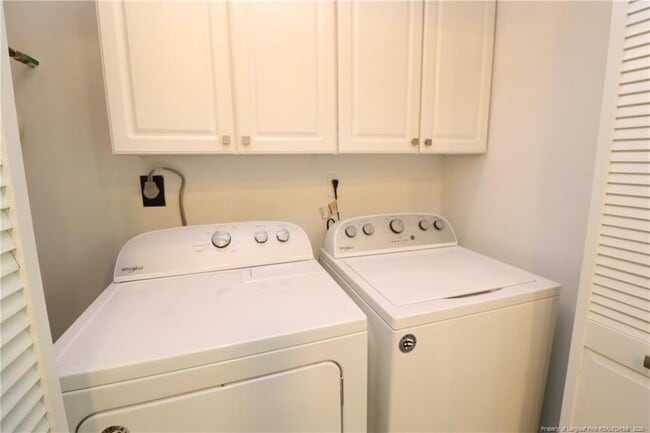 Building Photo - 2023 Bulon Dr