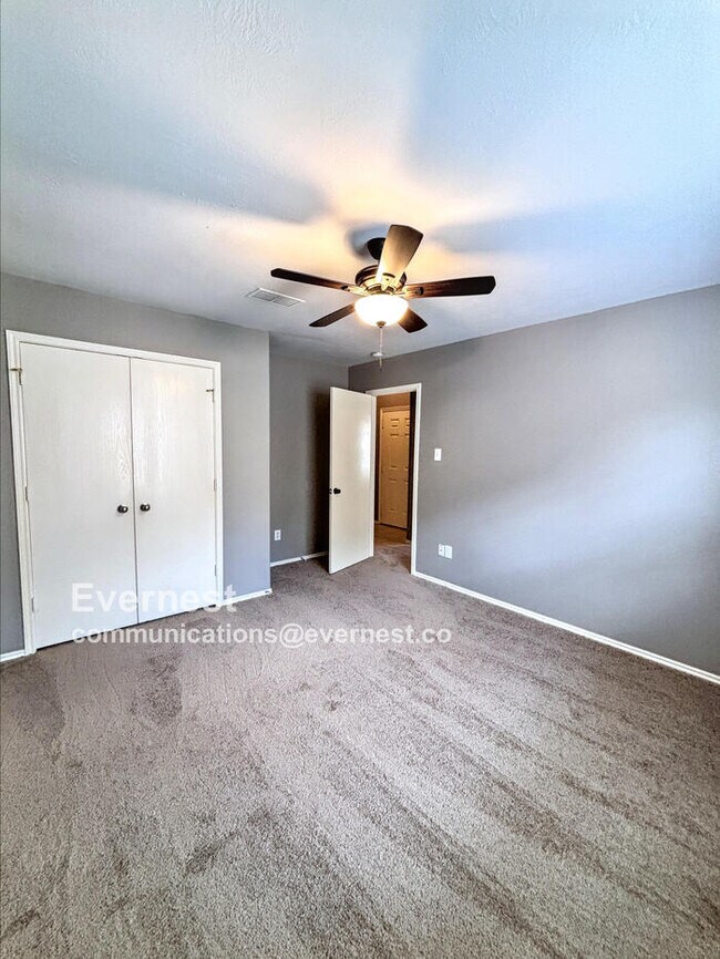 Building Photo - 24018 Blossom Crest Ln