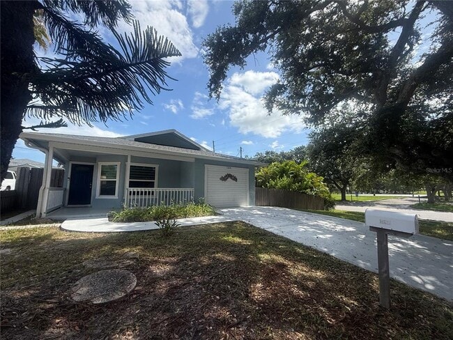 Building Photo - 1164 Engman St