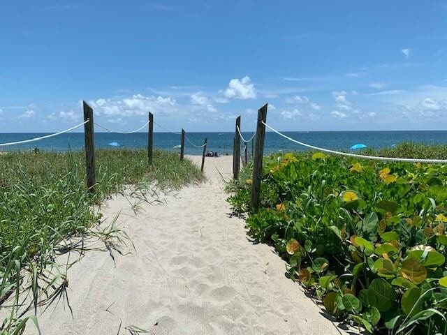 Building Photo - 333 NE 21st Ave