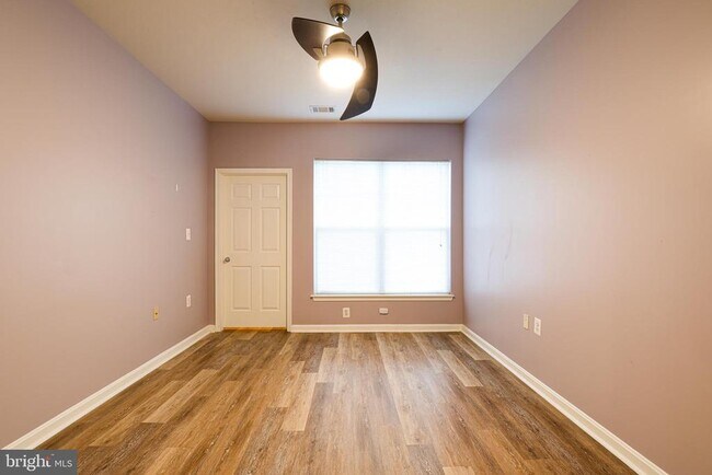 Building Photo - 5123 Travis Edward Way
