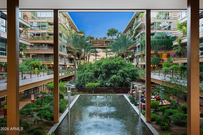 Building Photo - 7157 E Rancho Vista Dr