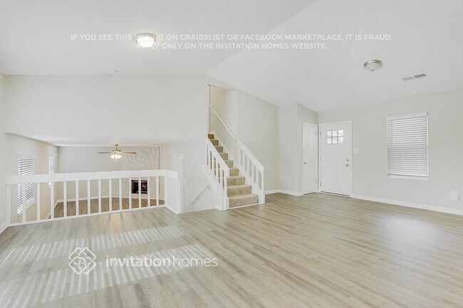 Building Photo - 834 Forest Path