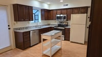 Building Photo - 604 Ledgeview Park Dr