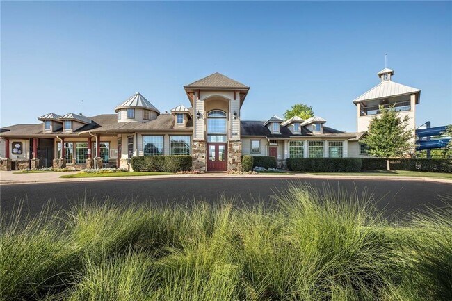 Building Photo - 17608 Pepperwood Cv
