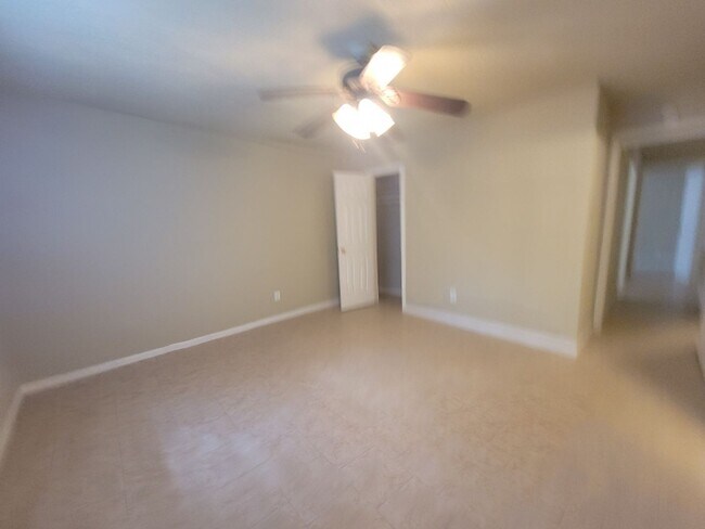 Building Photo - Come and enjoy your new home !