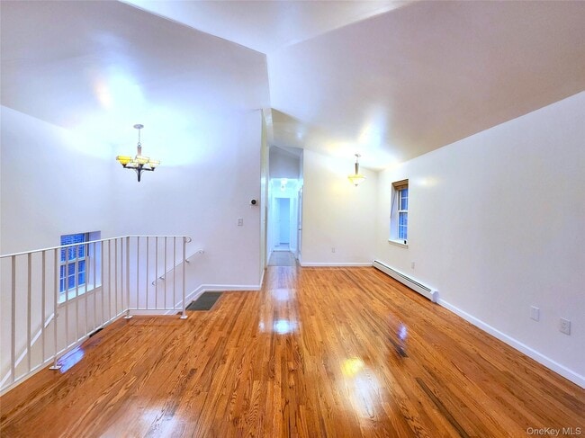 Building Photo - 3080 Middletown Rd