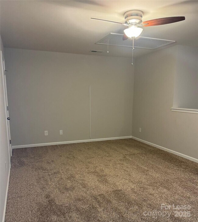 Building Photo - 18431 The Commons Blvd