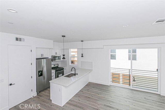 Building Photo - 10851 Otsego St