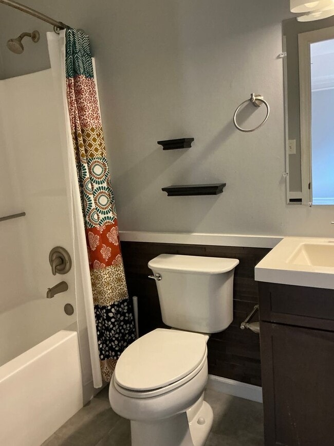 Building Photo - Available Now! 3 Bedroom/2 Bathroom with 1-Car Attached Garage!