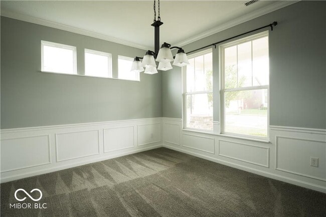 Building Photo - 15665 Eastpark Dr