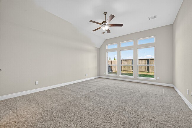 Building Photo - 28015 Castle Park Ln