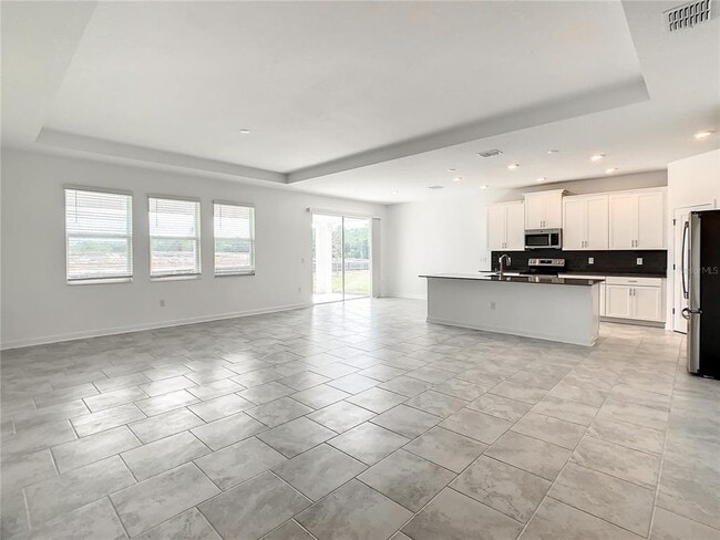 Building Photo - 5655 Stephens Rd
