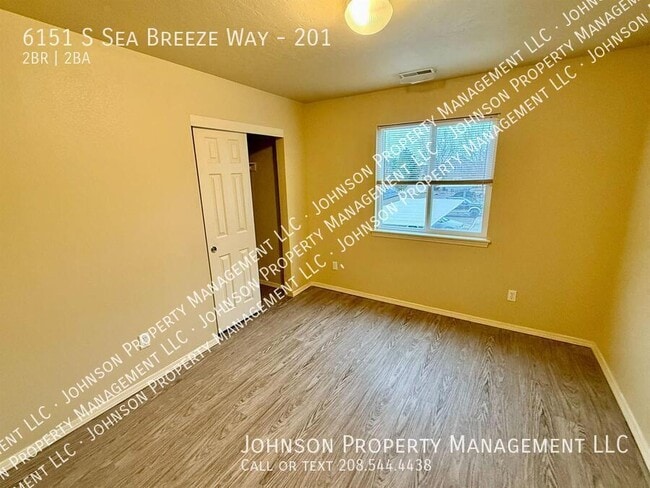 Building Photo - 6151 S Sea Breeze Way