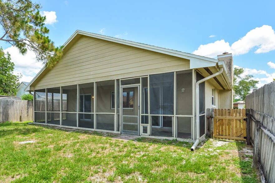 Building Photo - 1240 Rising Sun Blvd