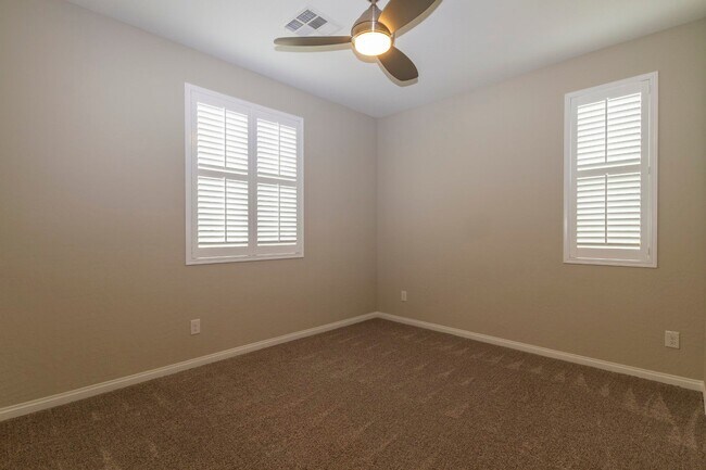 Building Photo - 4209 W Gallinule Dr