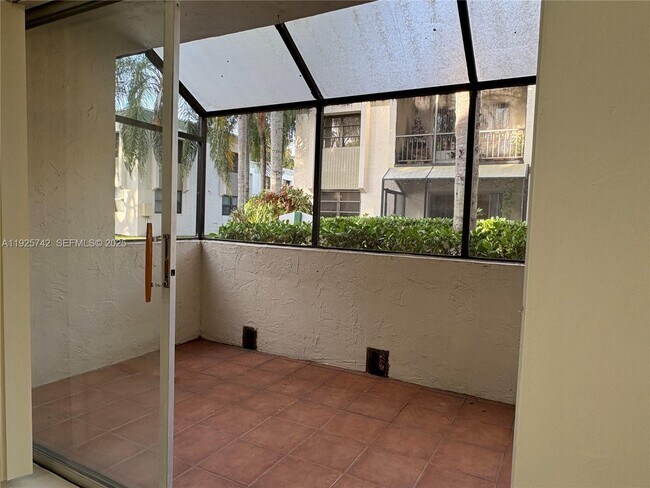 Building Photo - 7913 SW 104th St