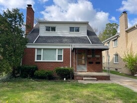 Building Photo - 406 Catalpa Dr