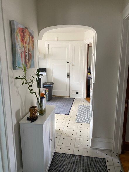 Building Photo - 5805 W Wells St