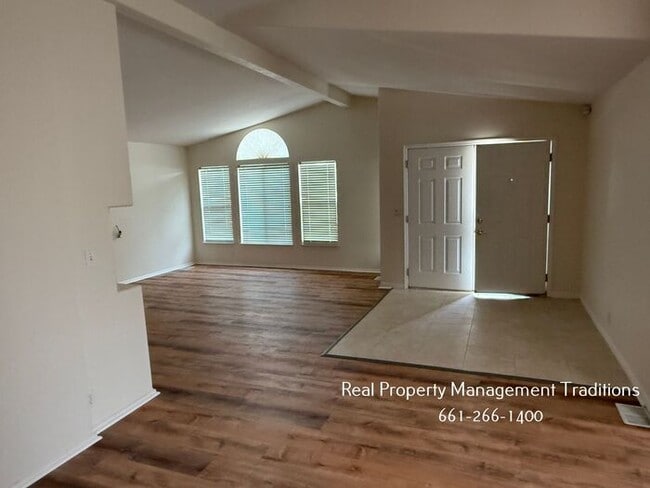 Building Photo - Fabulous Home in Stallion Meadows, Acton