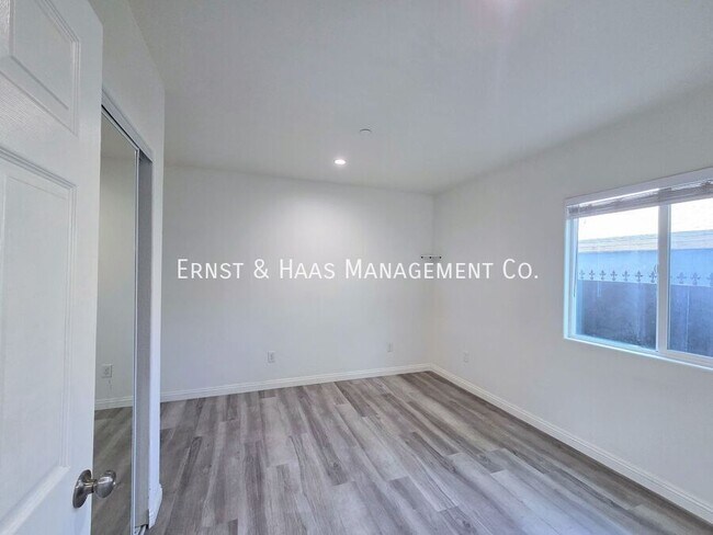 Building Photo - 1759 Cerritos Ave