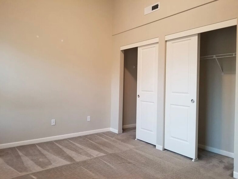 Building Photo - 16715 SW Baseline Rd