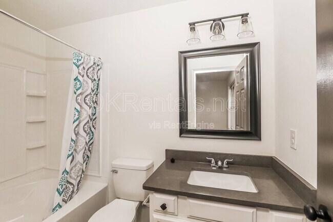 Building Photo - 2555 Flat Shoals Rd