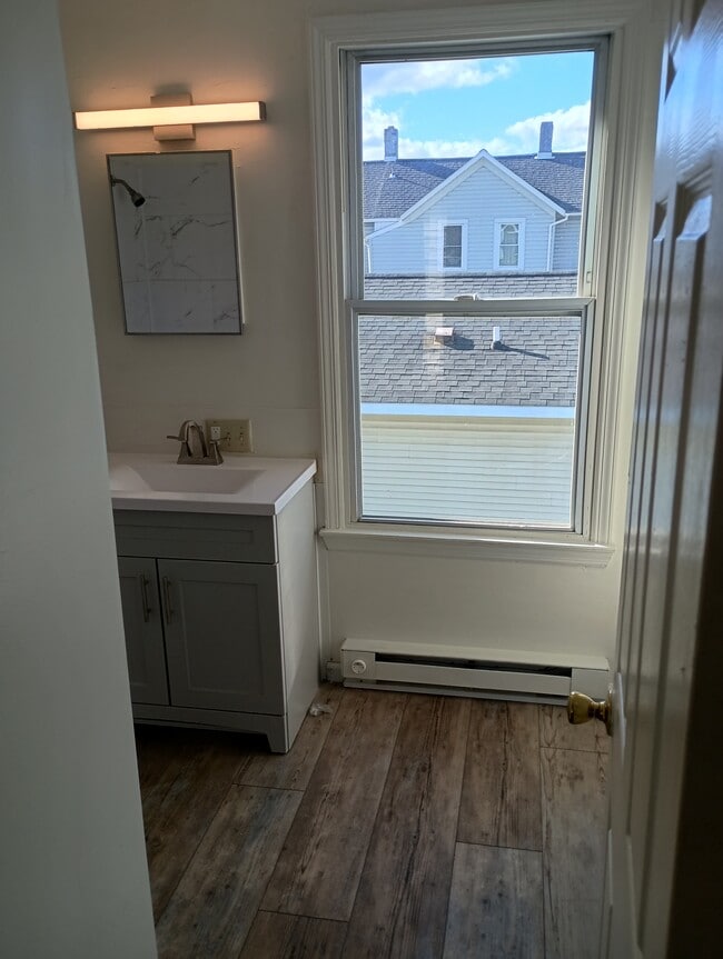 Bathroom - 88 Adaline St