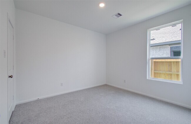Building Photo - 26514 Foxtail Fern Dr