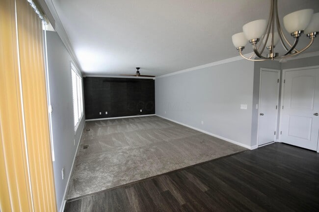 Building Photo - 5801 Sedgemoor Dr