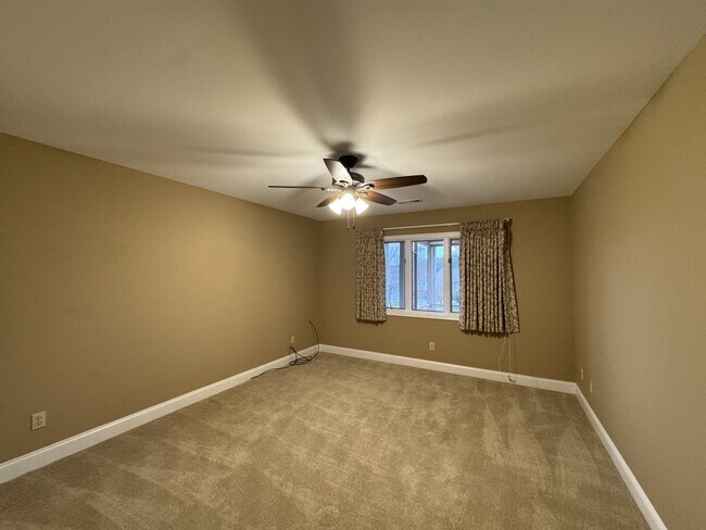 Building Photo - 128 Bokoshe Cir