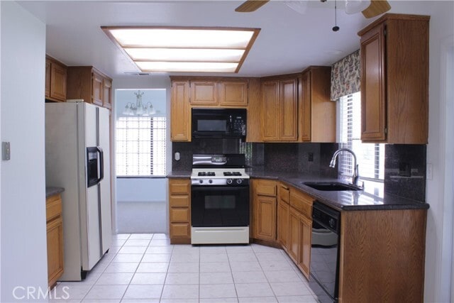 Building Photo - 26171 Camelot Ave
