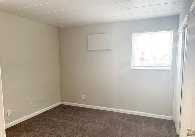 Building Photo - 331 Shiloh St