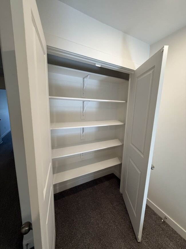 Building Photo - Beautiful Home in Spanish Fork