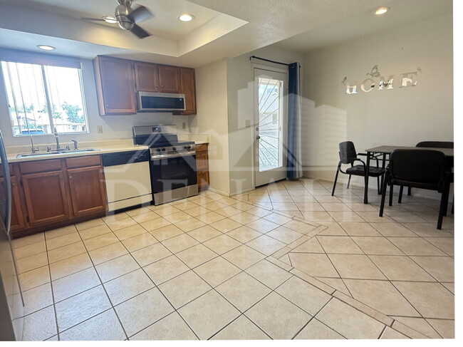 Building Photo - 1612 Leisure World