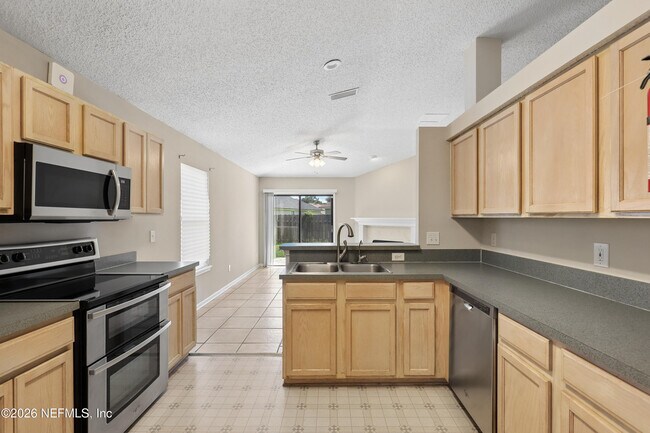 Building Photo - 3422 Brahma Bull Ct