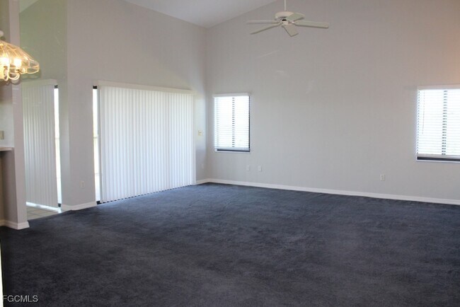 Building Photo - 16561 Heron Coach Way