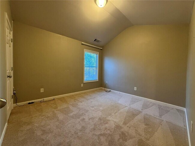 Building Photo - 1326 Castleberry Dr